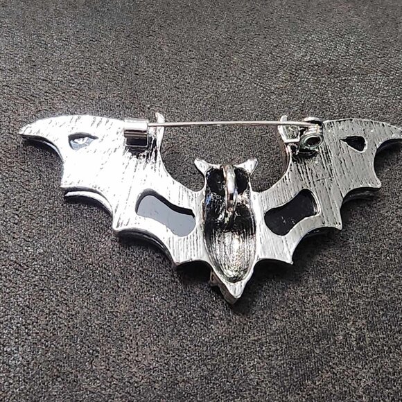 Silver Abalone Bat Brooch - Picture 2 of 2